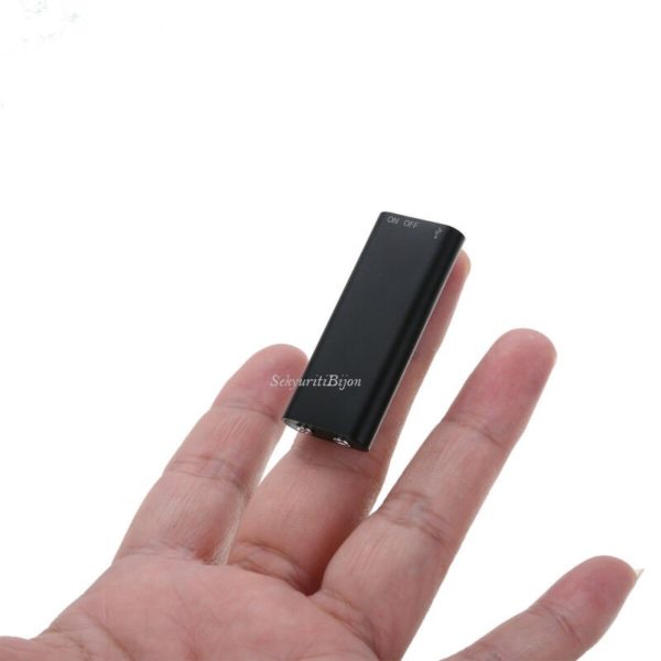 AgueMart Digital Hi-Focus Spy Voice Recorder with 8 GB Inbuilt Memory and Ear Phones for Long Distance Crystal Clear Recording - Image 4